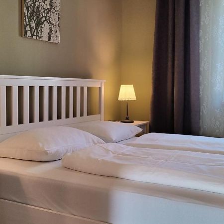 Sabines Apartments Ferienwohnungen فرونكرشن المظهر الخارجي الصورة
