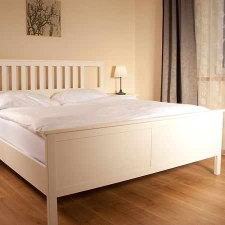 Sabines Apartments Ferienwohnungen فرونكرشن المظهر الخارجي الصورة