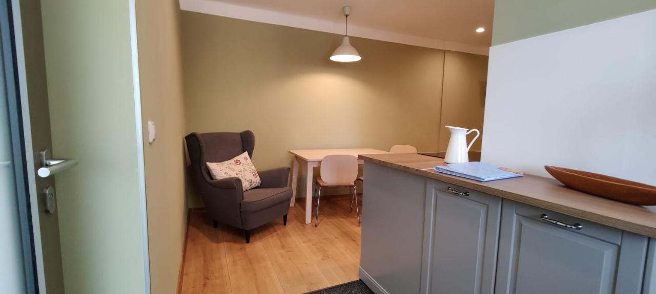 Sabines Apartments Ferienwohnungen فرونكرشن المظهر الخارجي الصورة